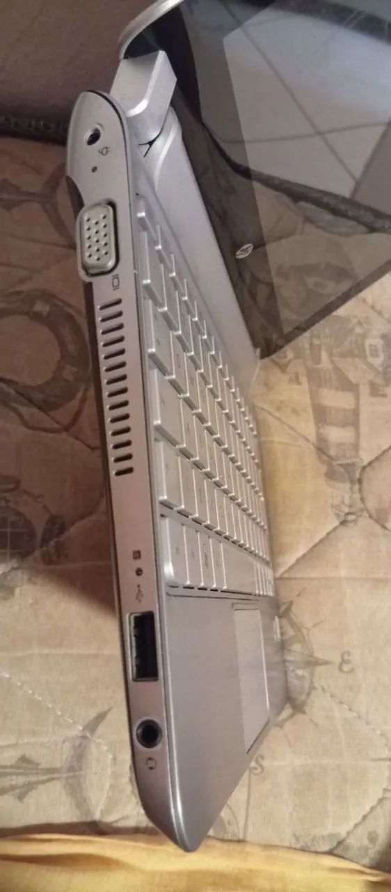 Netbook HP Mini - Intel Atom / 2GB RAM (Ideal para textos e tarefas básicas) - Foto 5