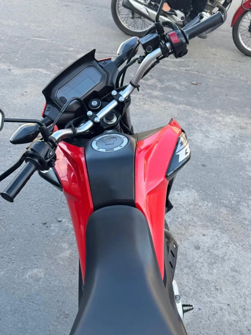 HONDA BROS 160  2025  - Foto 3