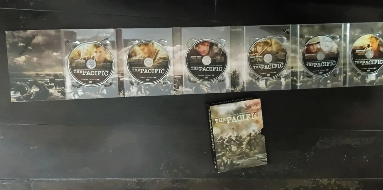 THE PACIFIC BOX COM 6 DVD'S - DVD, Blu-Ray e Vídeo Cassete