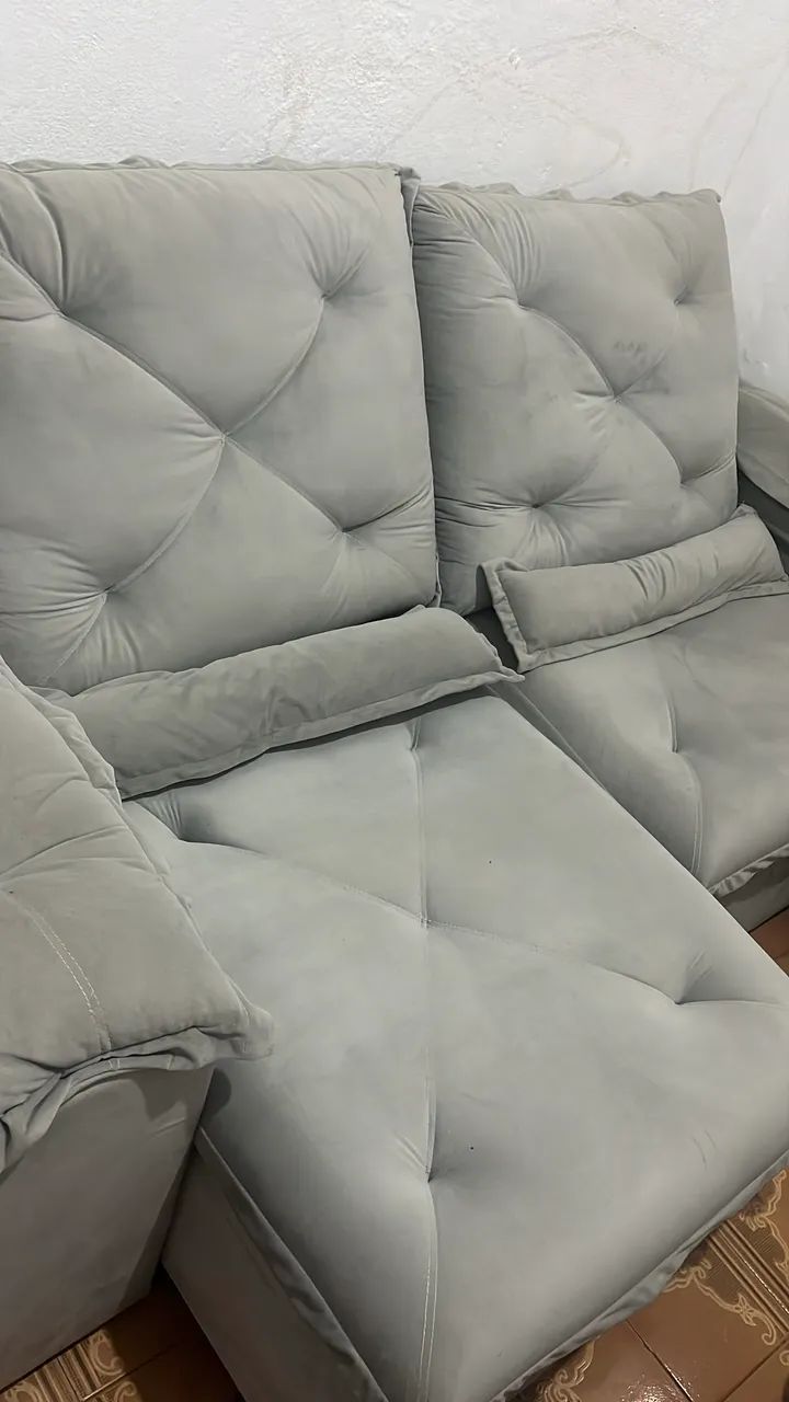 Sofá retrátil 2 lugares - R$900 - Foto 4