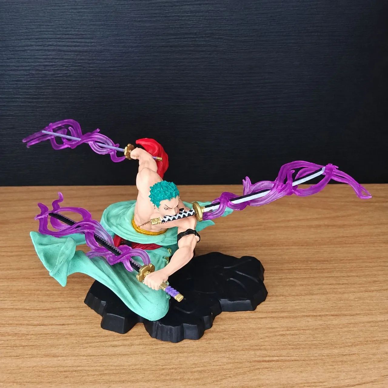 Roronoa Zoro Action Figure  - Foto 2