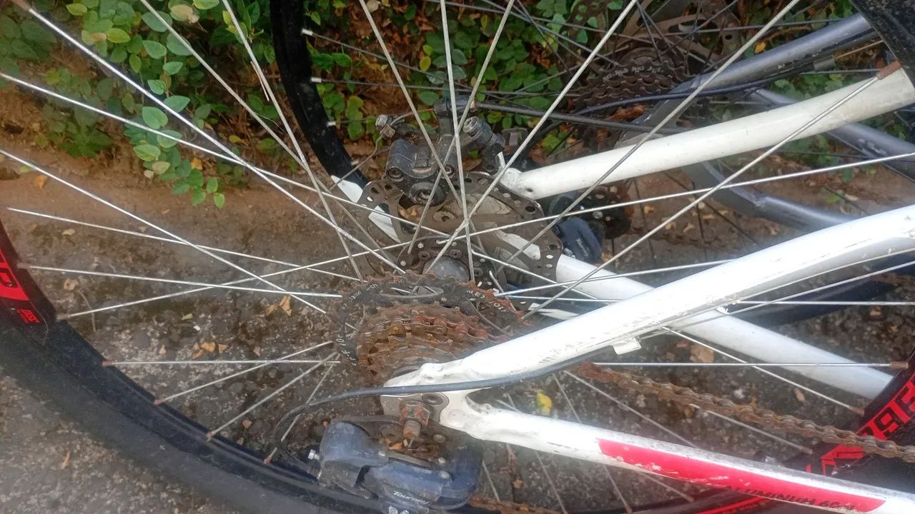 2 bicicleta com avarias - Foto 4