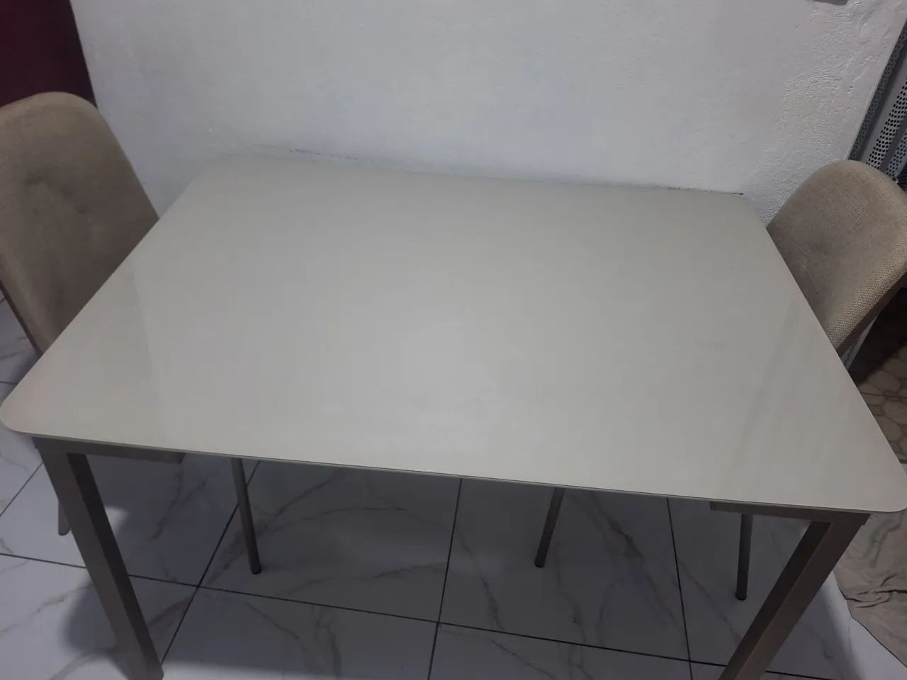 Conjunto sala de jantar 5 peças 