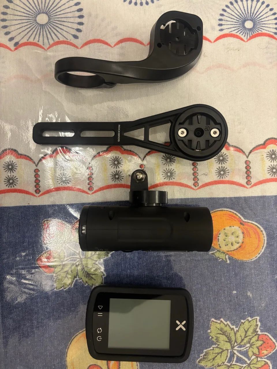 GPS XOSS G2+ com suporte