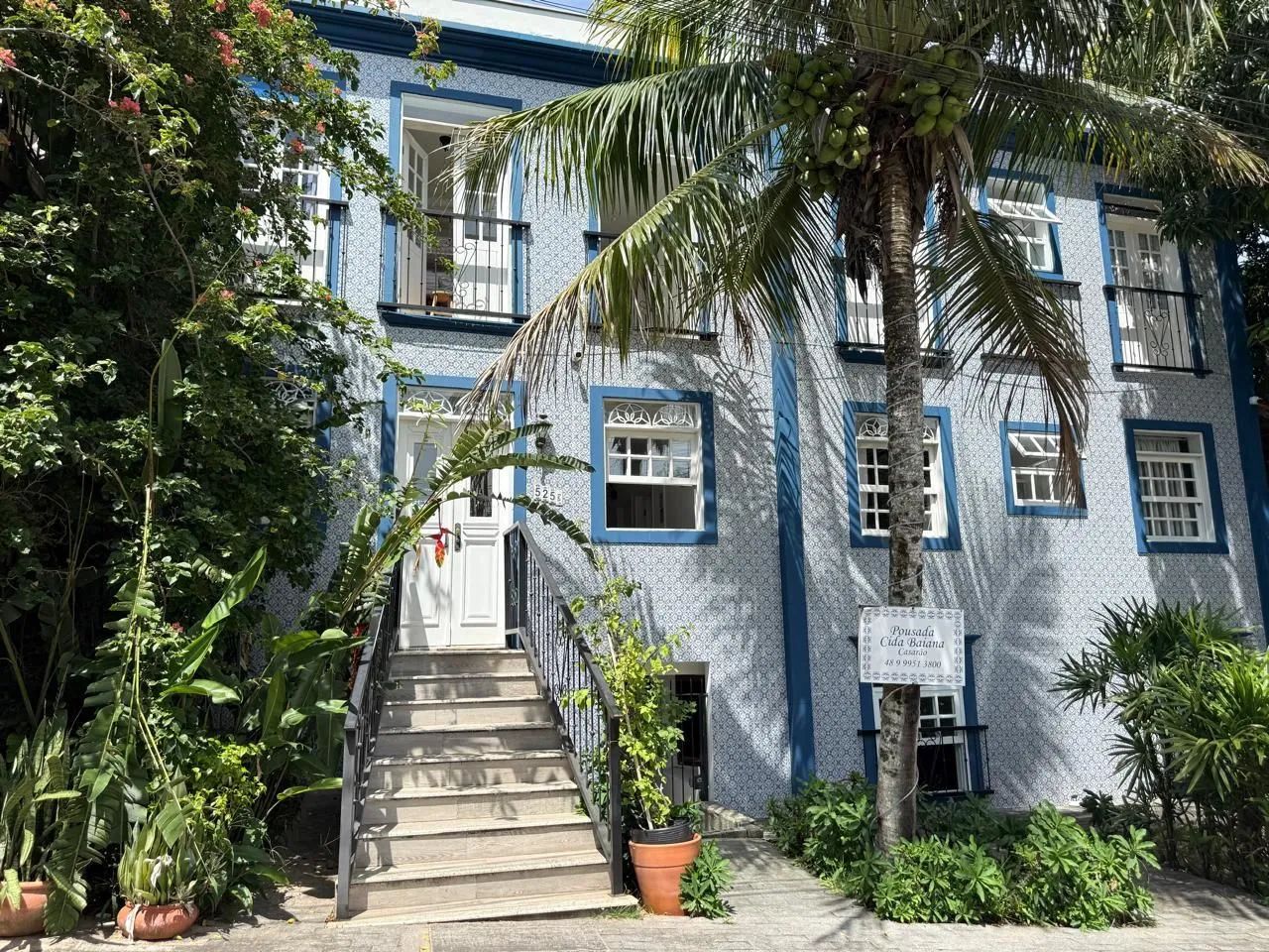 APARTAMENTO PARA ALUGUEL ( Contrato até início de Dezembro)- LAGOA DA CONCEIÇÃO