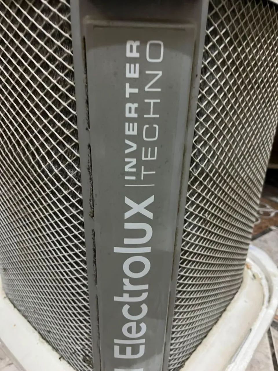 AR CONDICIONADO ELETROLUX 9MIL BTUS INVERTER  - Foto 2