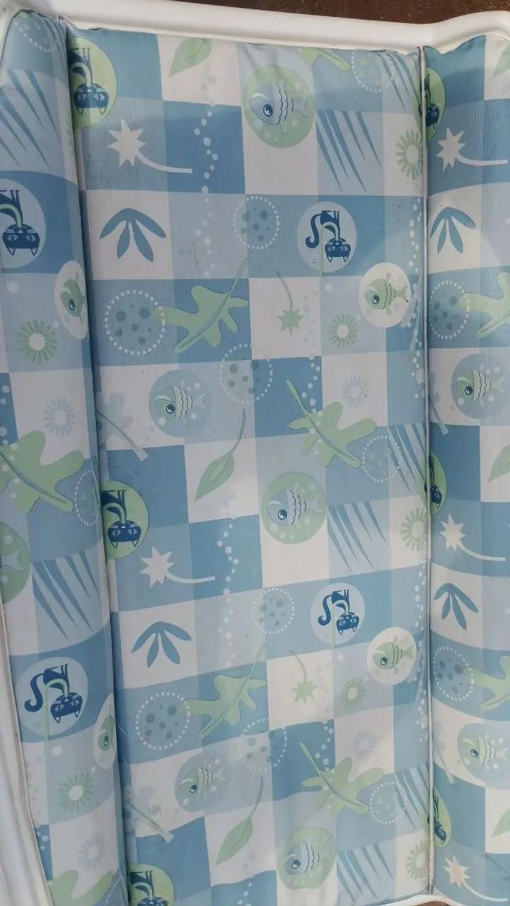 Banheira com suporte, e trocador completa 