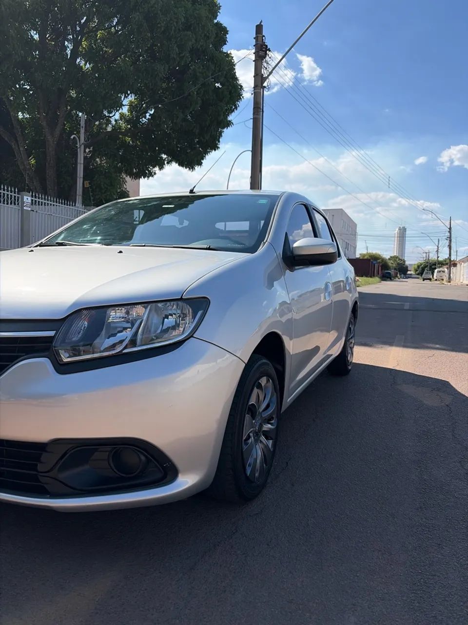 Renault Logan EXPRES./EXP. UP HI-FLEX 1.0 16V 4P 2015