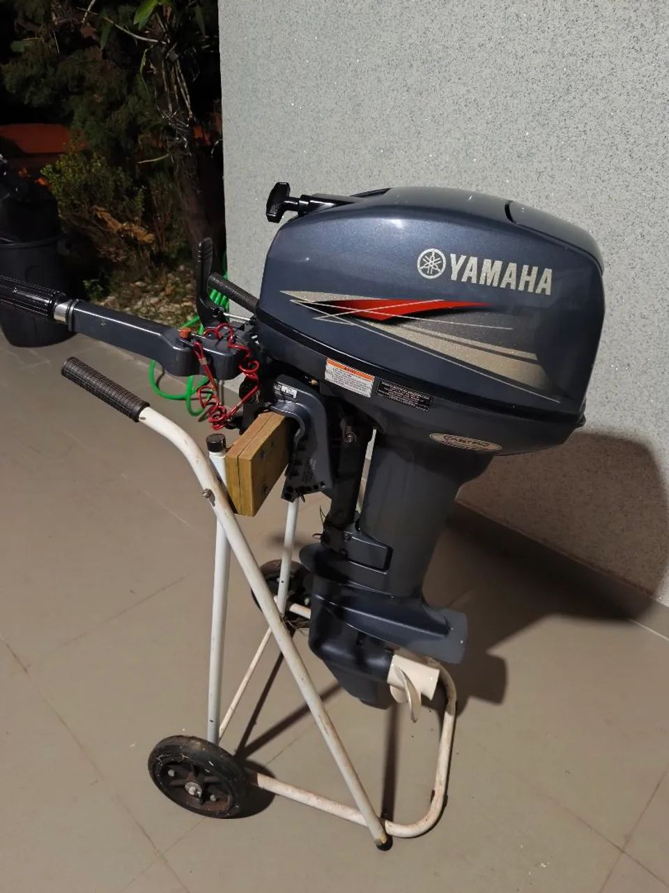 Motor de popa 15hp Yamaha 2013 - Foto 2