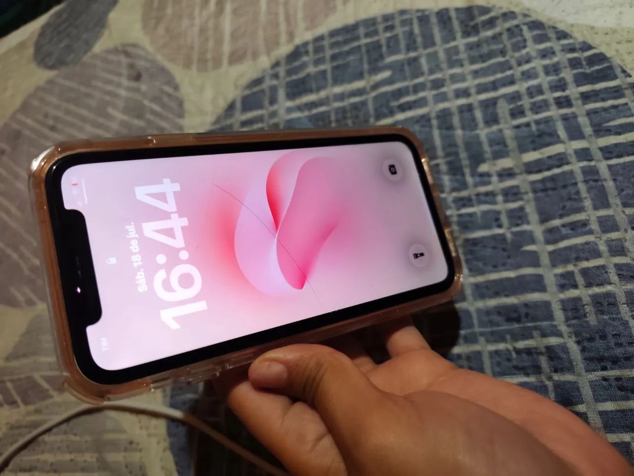 iPhone 11 branco 64gb  - Foto 2