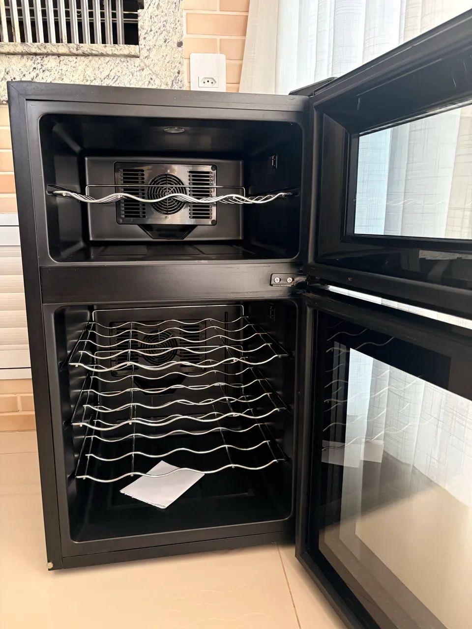 Adega VINHO Philco 24 garrafas PH24  - revisado na assistência  - Foto 4