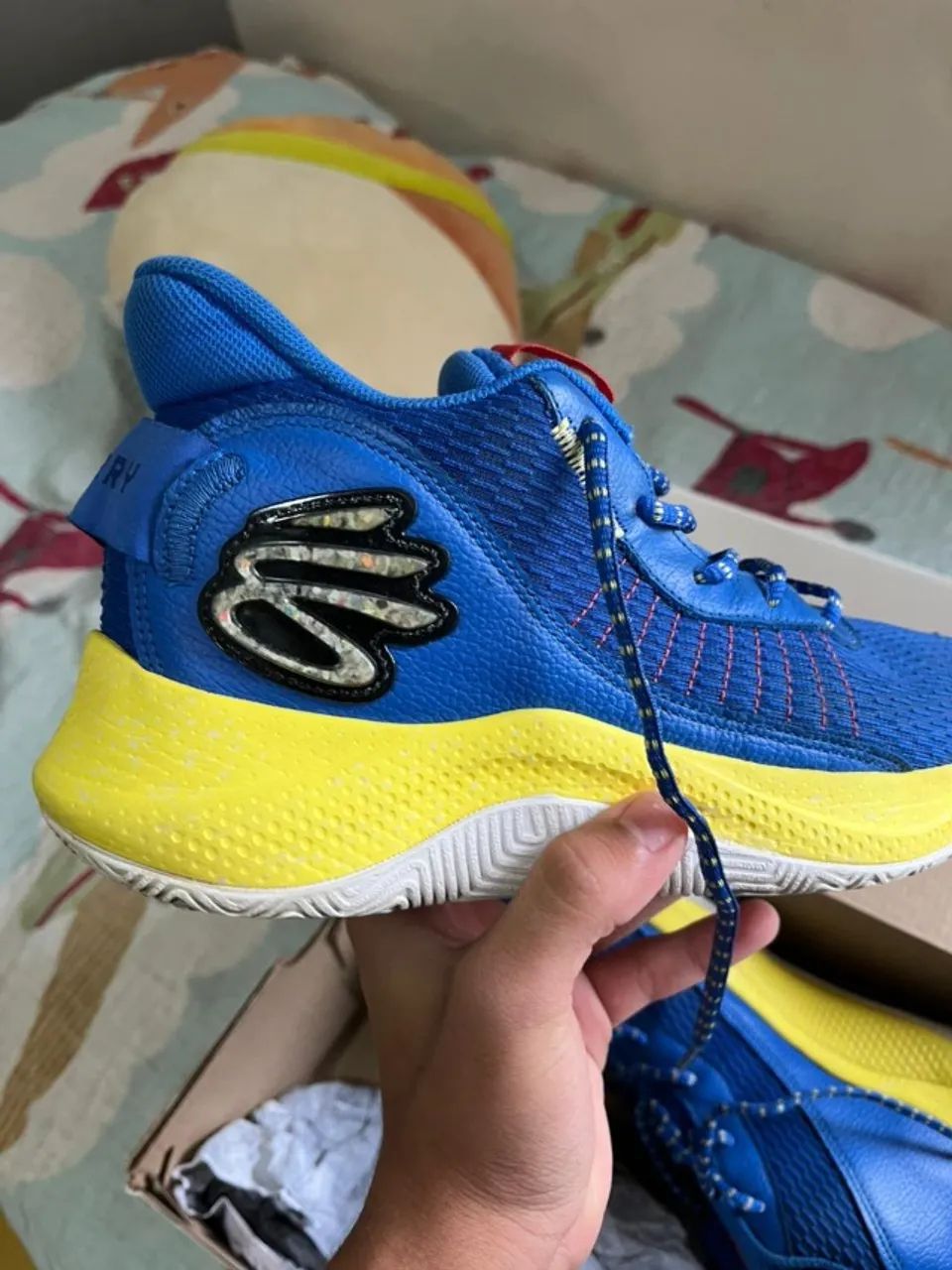 Tênis Under Armour Curry 3Z7 Basquete Masculino Royal/Azul/Amarelo
