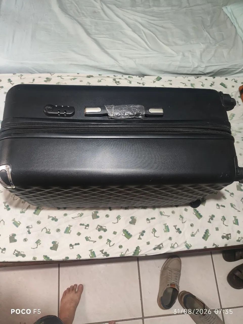 Mala para viagem preta R$:300,00 - Foto 5