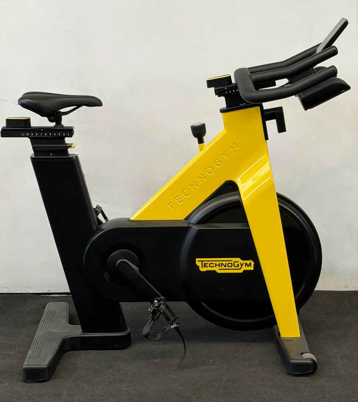 BIKE TECHNOGYM - GROUP CYCLE