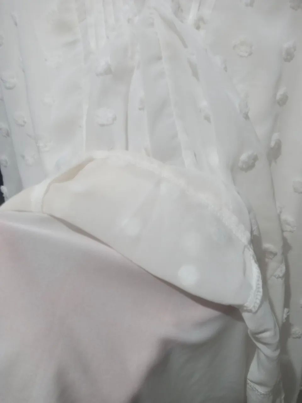 Blusa Branca - Poá com Forro  - Foto 5