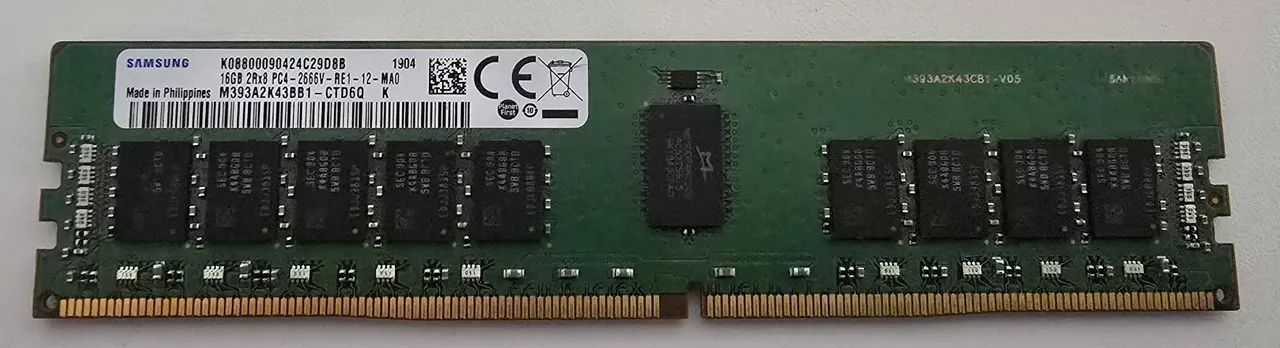 Memória Samsung 16gb Ddr4-2666v Rdimm M393a2k43bb1-ctd Verde
