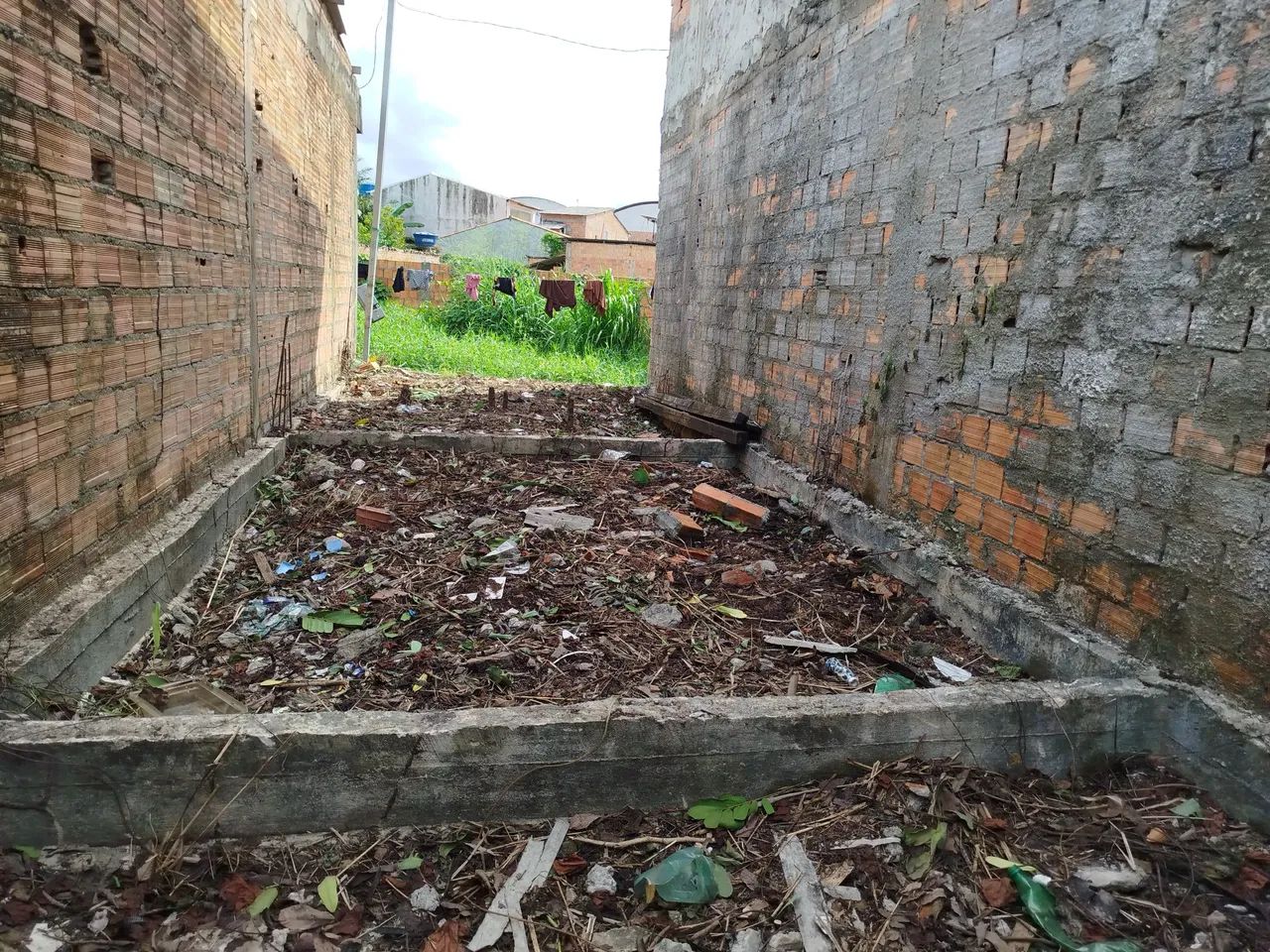 Vendo terreno fundação pronta  - Foto 2