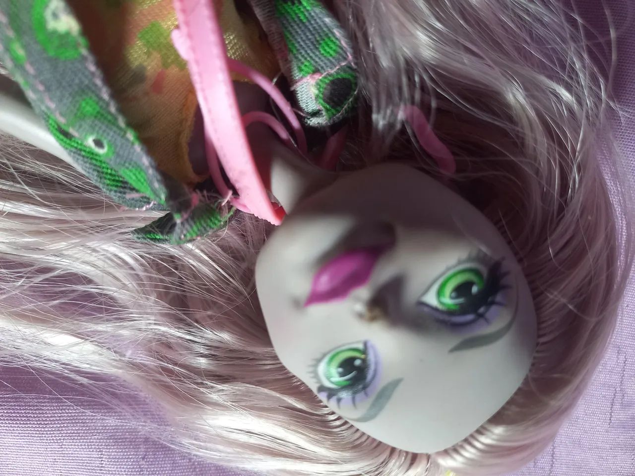 Vendo monster high Moanica usada - Foto 5