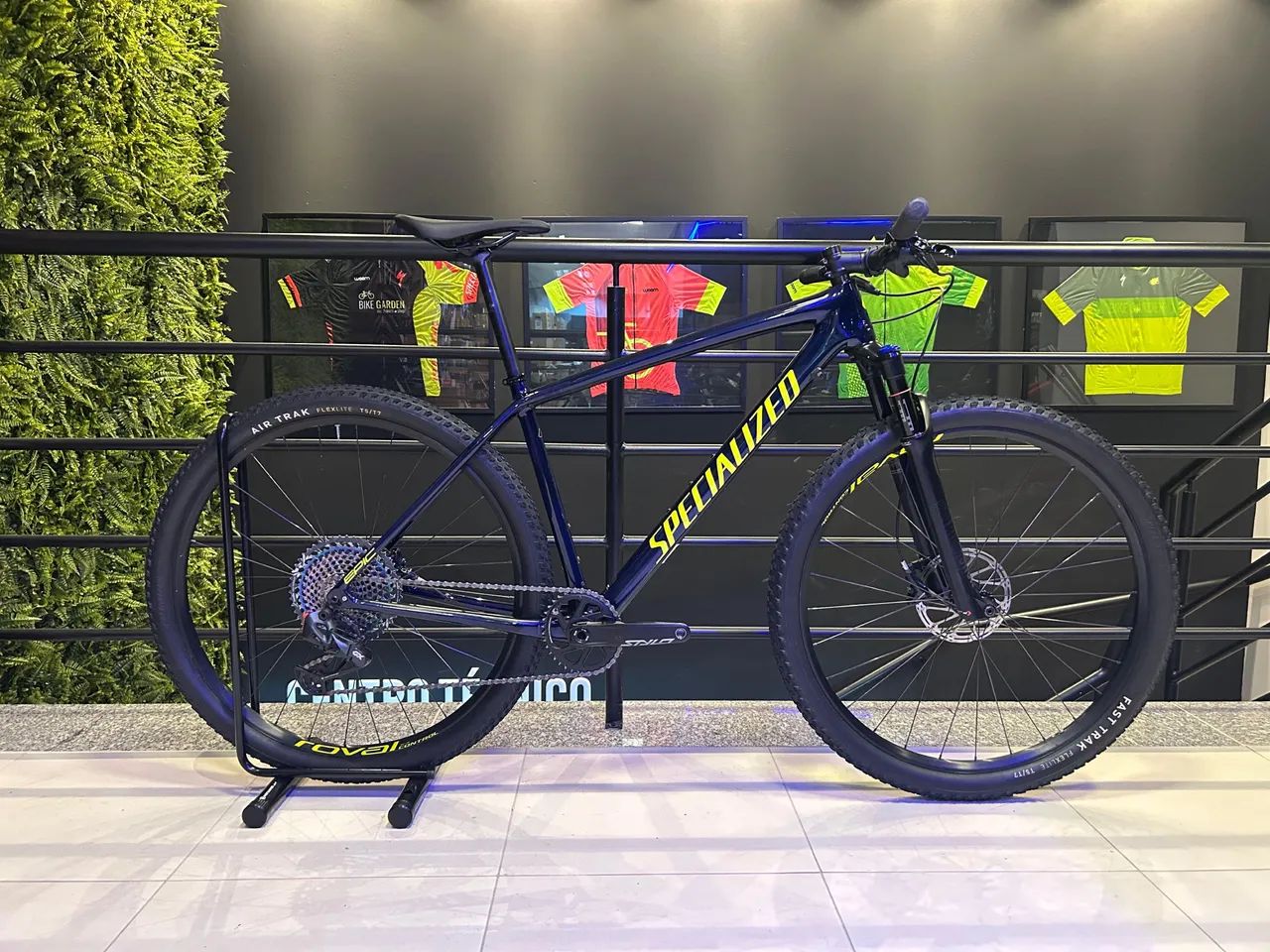 SPECIALIZED EPIC HT Carbom L 19