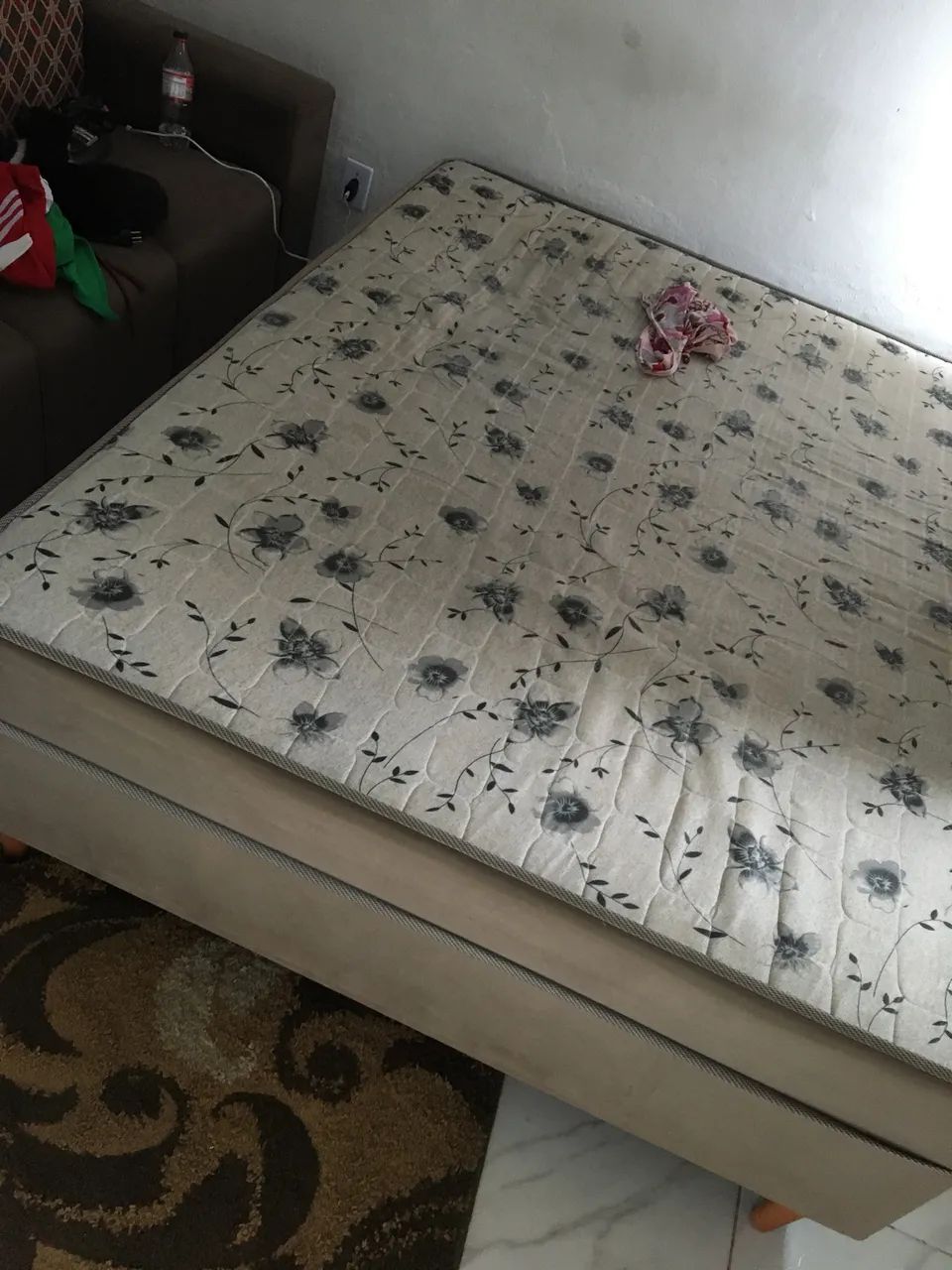 Vendo cama de casal