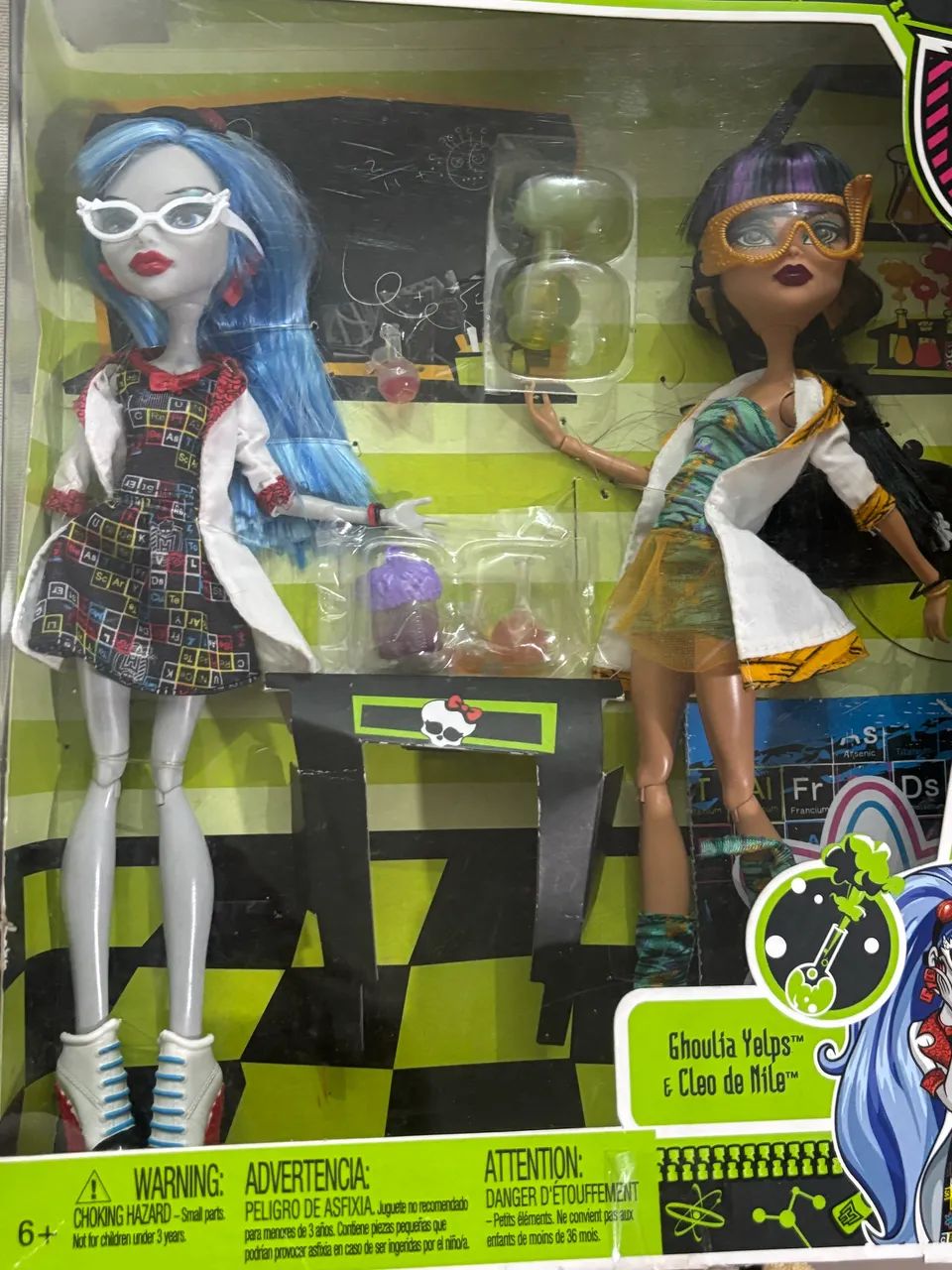 2pack ghoulia e cleo mad science