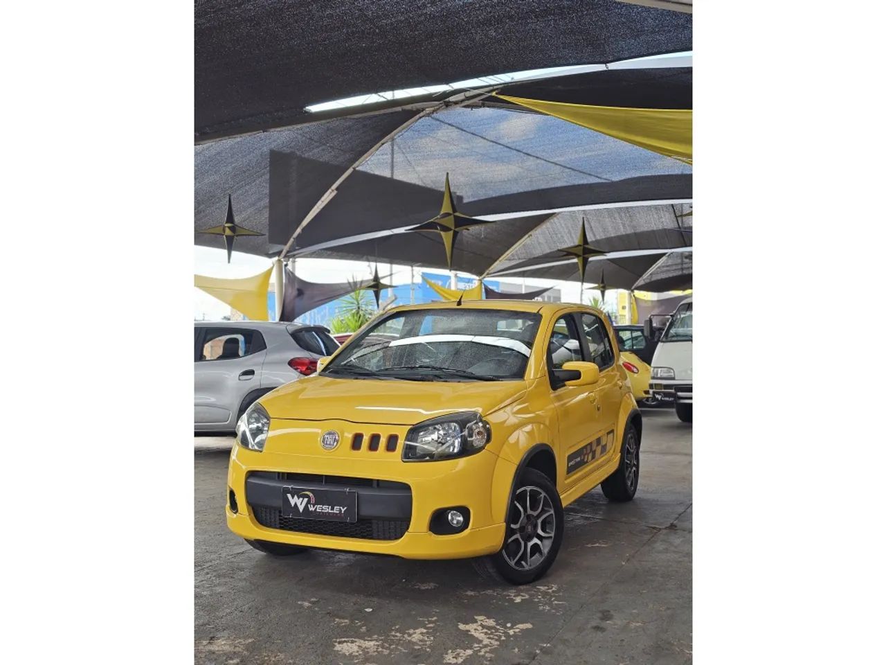 Fiat Uno Sporting 1.4 EVO Fire Flex 8V 4P 2012 - Foto 2