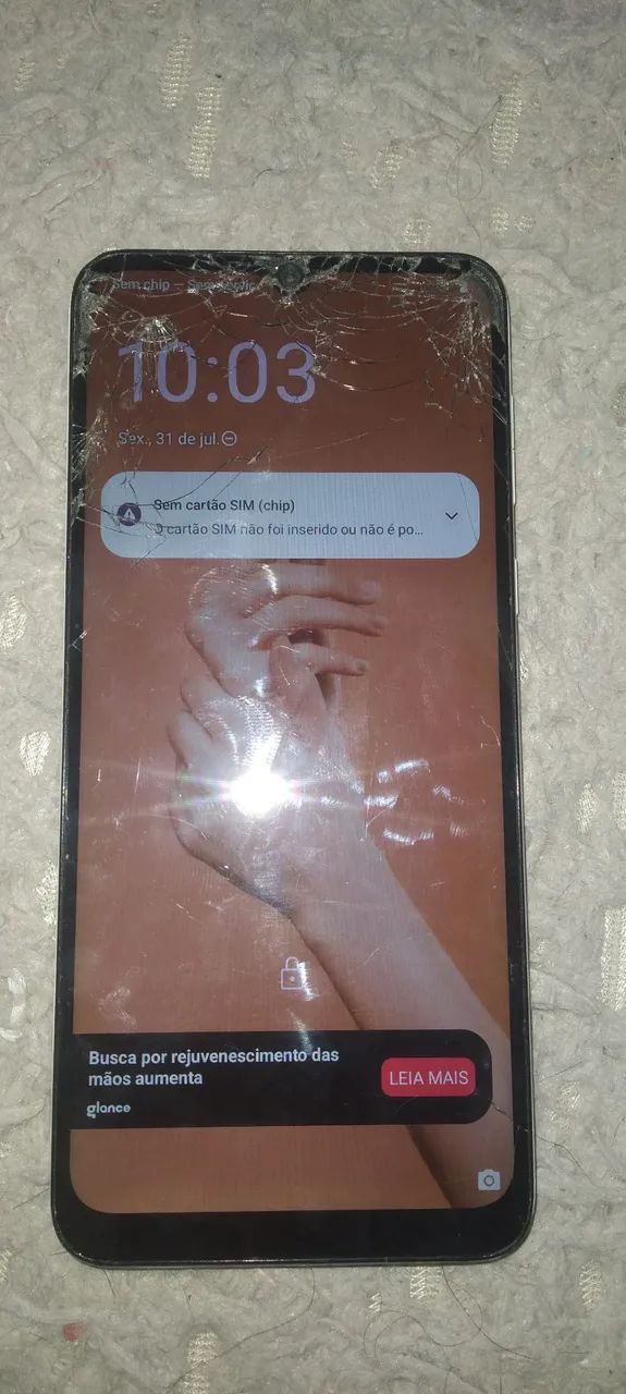Vendo celular Motorola G13 em bom estado tudo funcionando 