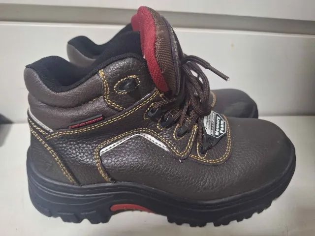 Botas Seminovas Skechers Work: Burgin - Sosder Composite Toe  - Foto 2