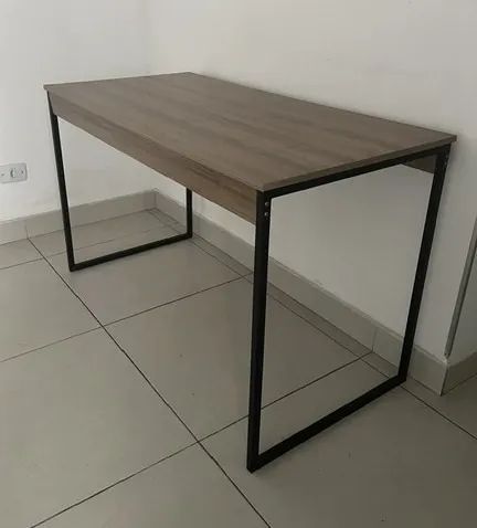 Escrivaninha para escritório
