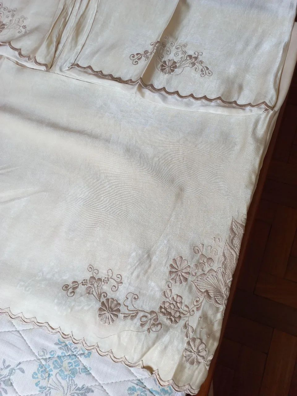 Jogo de cama casal em cetim  - Foto 2