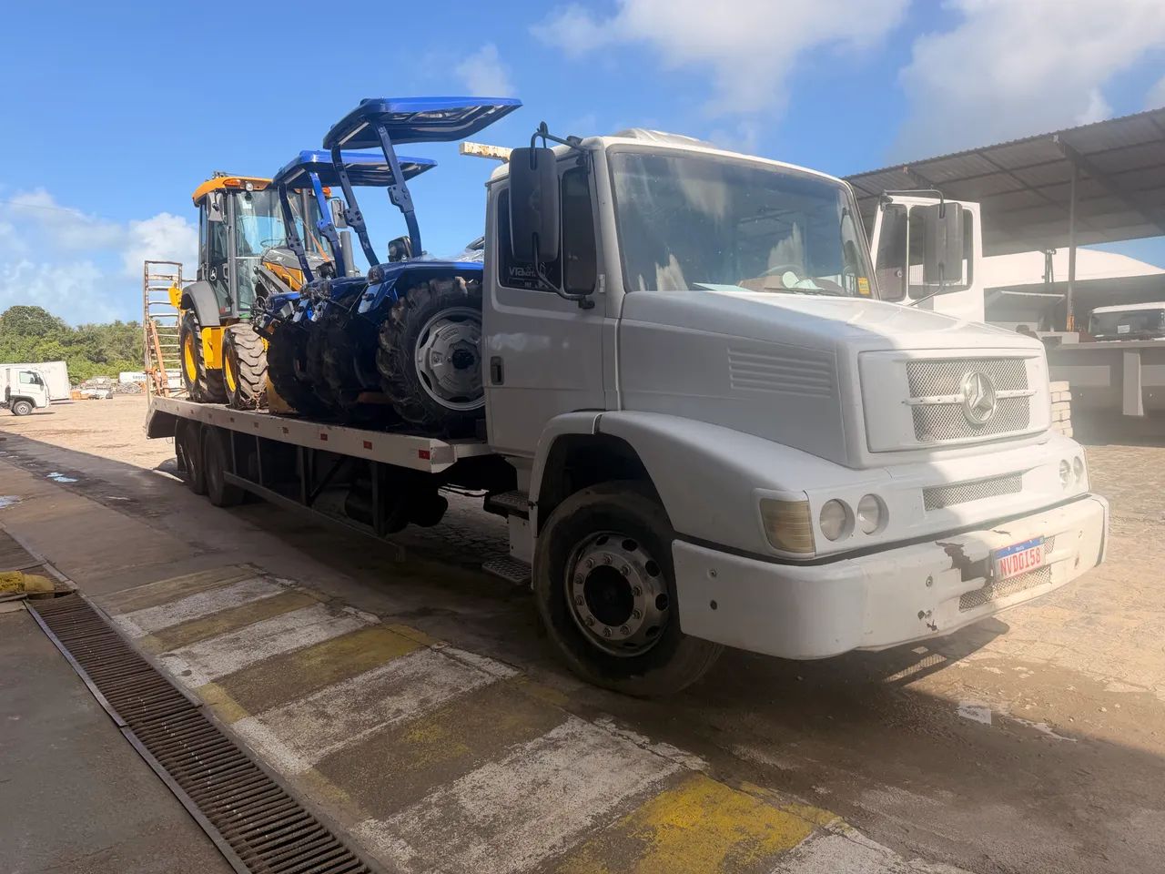 1620 com plataforma fixa 11mts - Foto 3