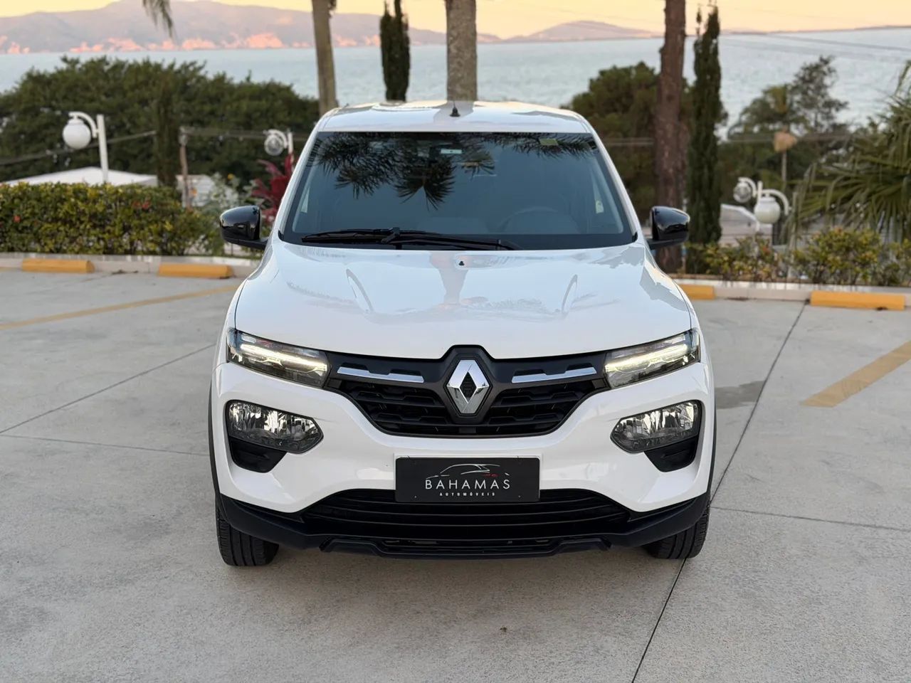 Renault Kwid Intense 1.0 Flex 12V 5P Mec. 2023