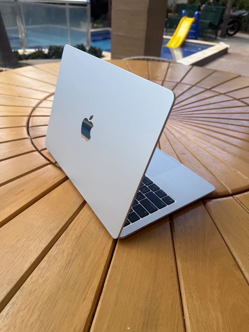 MacBook Air M4 256gb, 13,6? na garantia apple. Bateria 100% caixa
