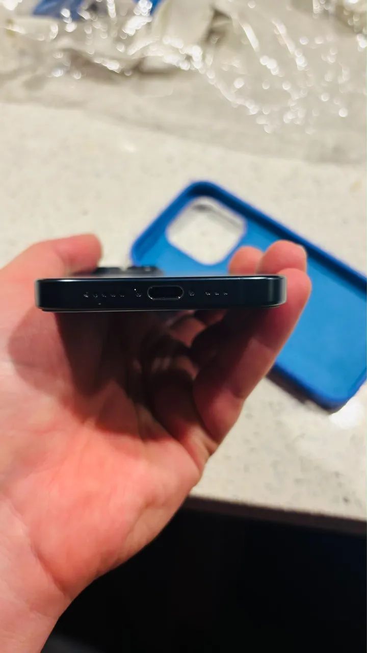 iPhone 15 Pro - Foto 2