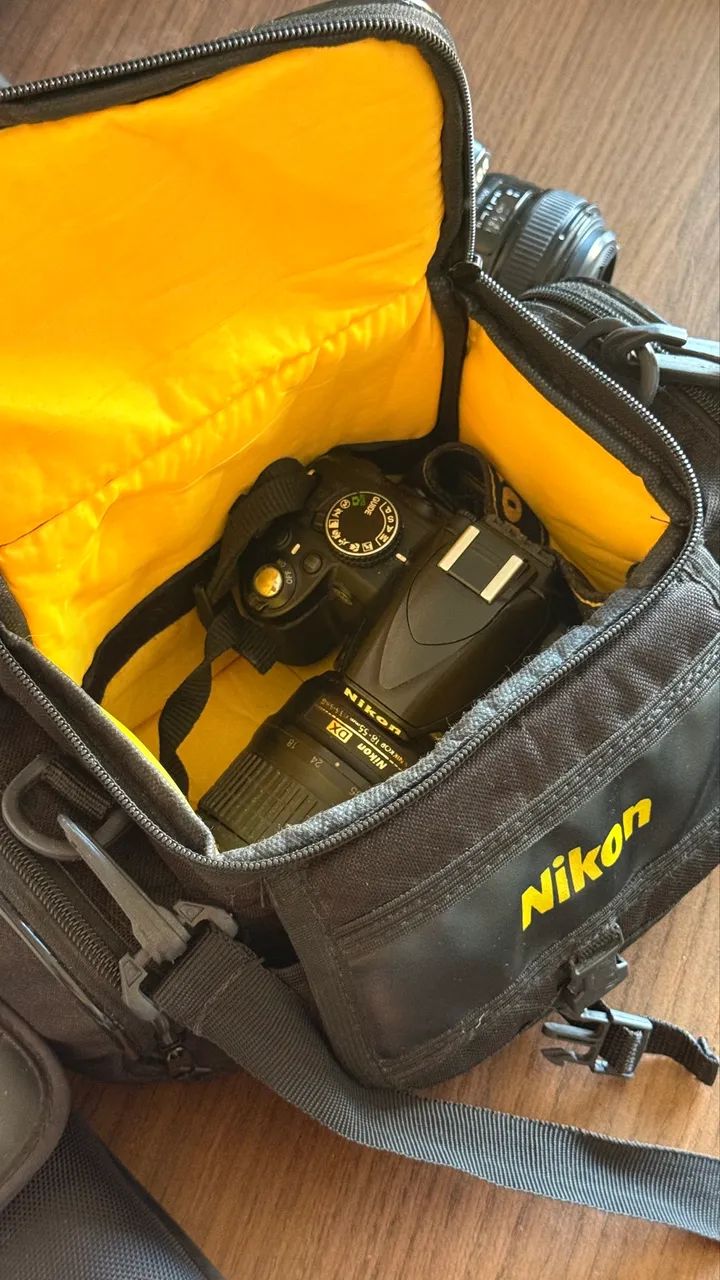 2 CÂMERAS NIKON D3100 + LENTES + FLASH + ACESSÓRIOS  - Foto 3