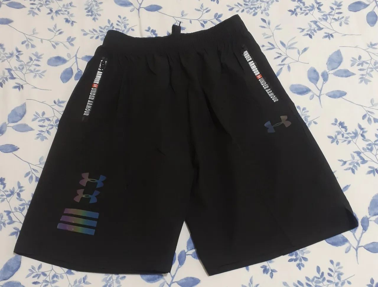 Short Under Armour P (Veste M)