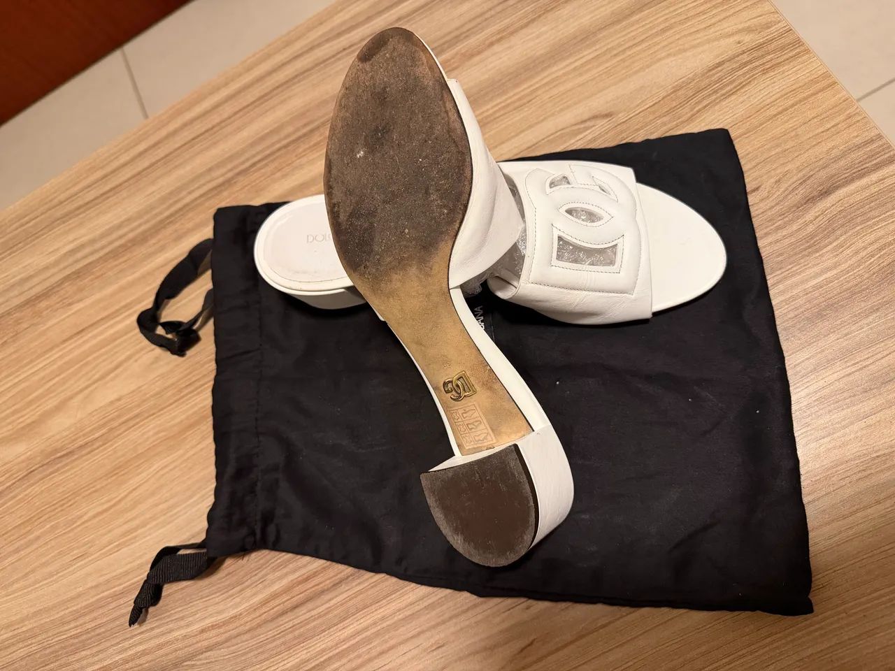 DOLCE & GABBANA - Mule Branco em Couro Legítimo - Foto 5