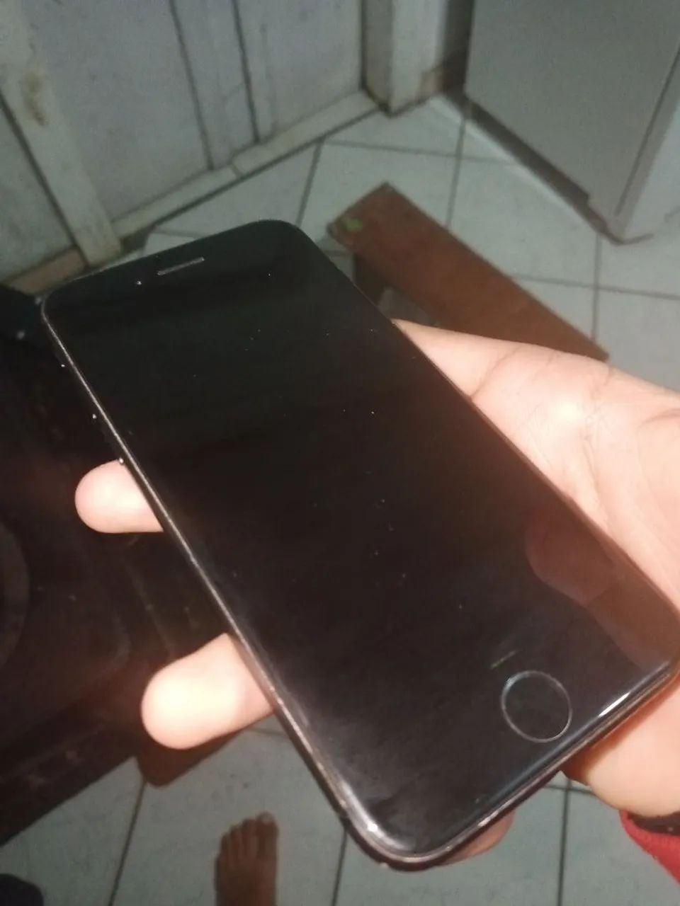 iPhone 8 com defeito na tela - Foto 2