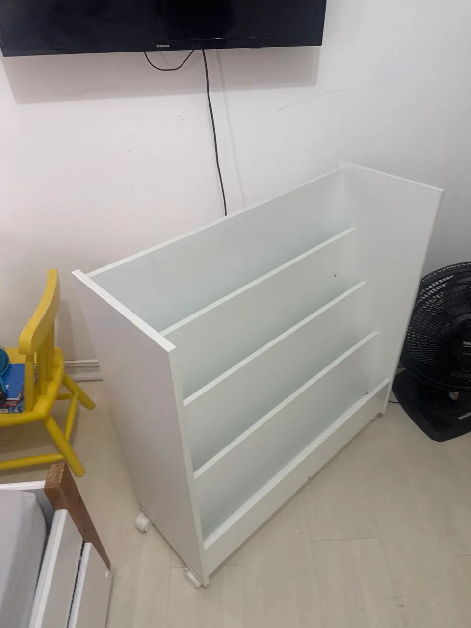 Escrivaninha com biblioteca bebê  - Foto 3