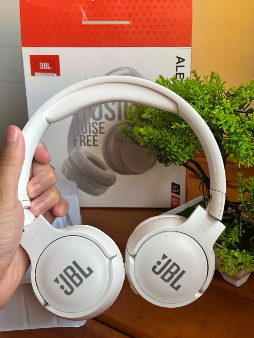 Fone de ouvido Bluetooth JBL- Branco - Foto 2