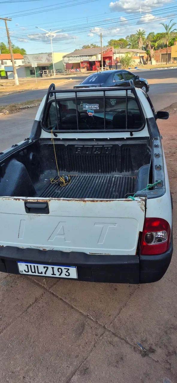Fiat Strada 1.3 MPI Fire 8V 67cv CS 2005 - Foto 4