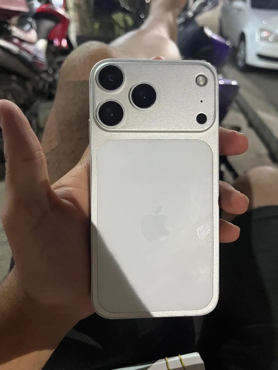iPhone 11 SABOR 17 PRO