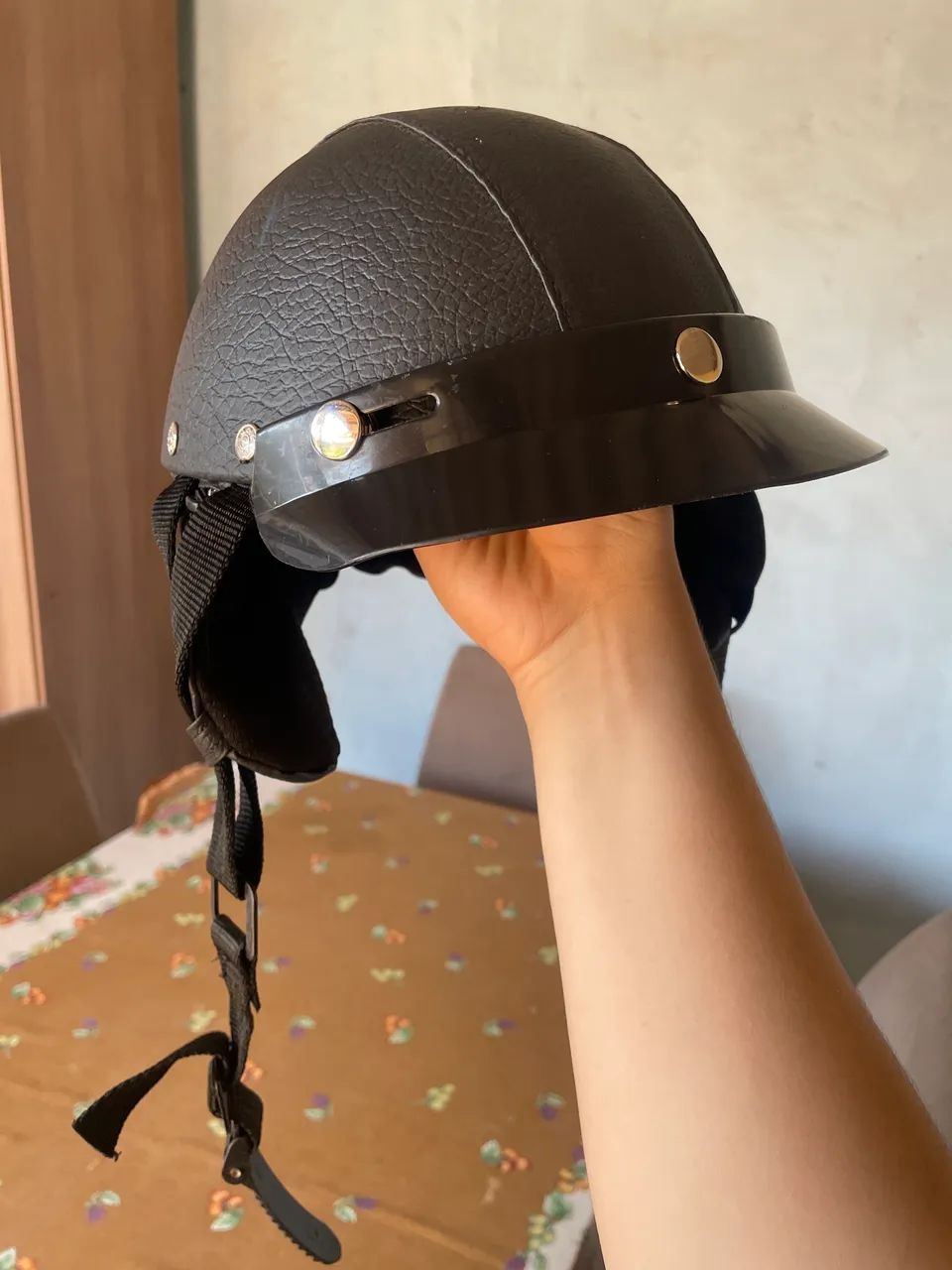Capacete couro coquinho - Para scooter 