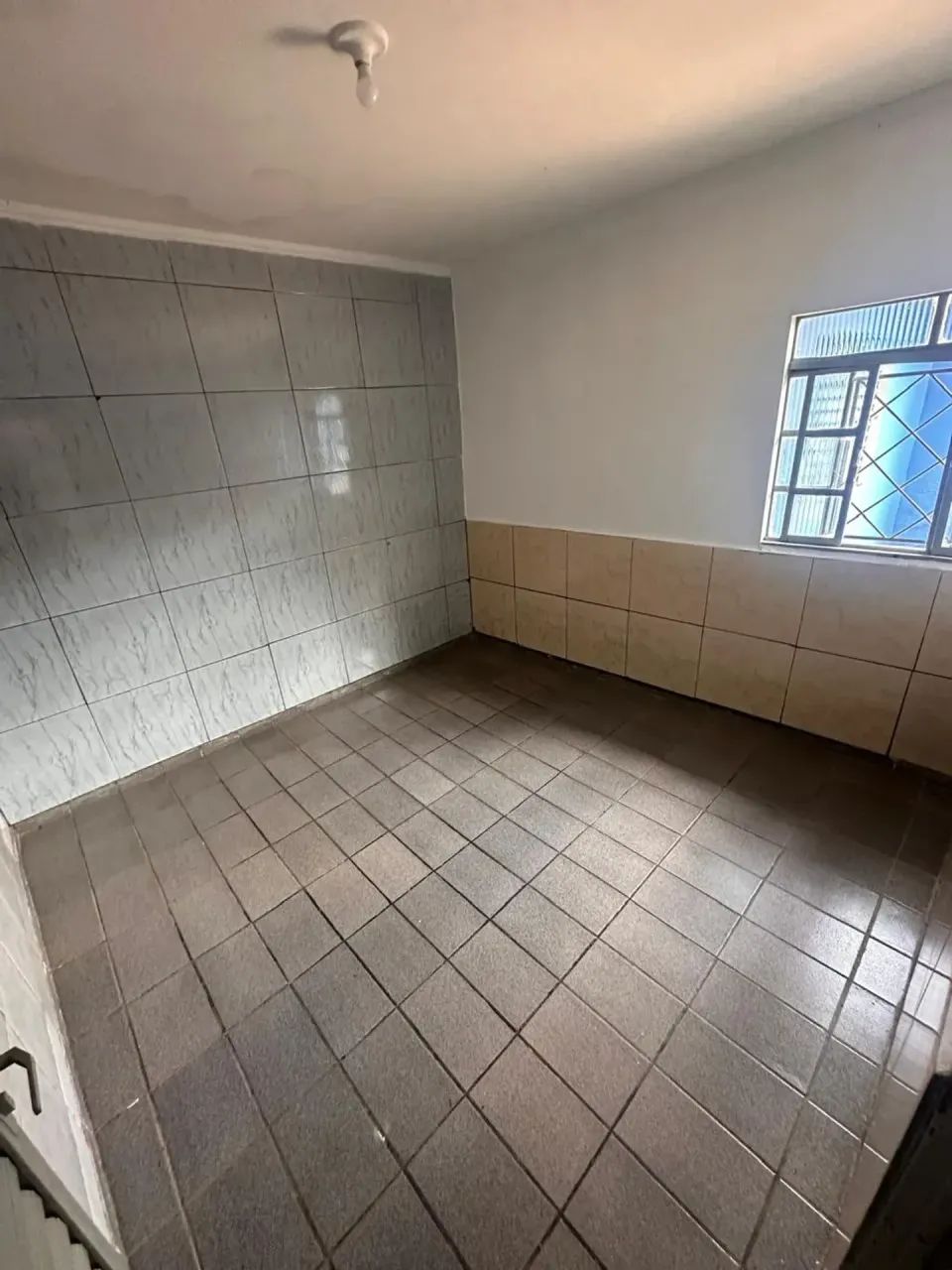ALUGA-SE BARRACÃO RESIDÊNCIAL - Foto 3