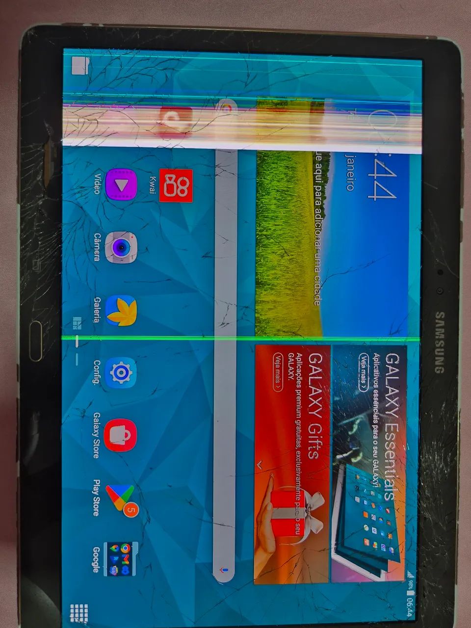 Tablet para retirada de peça