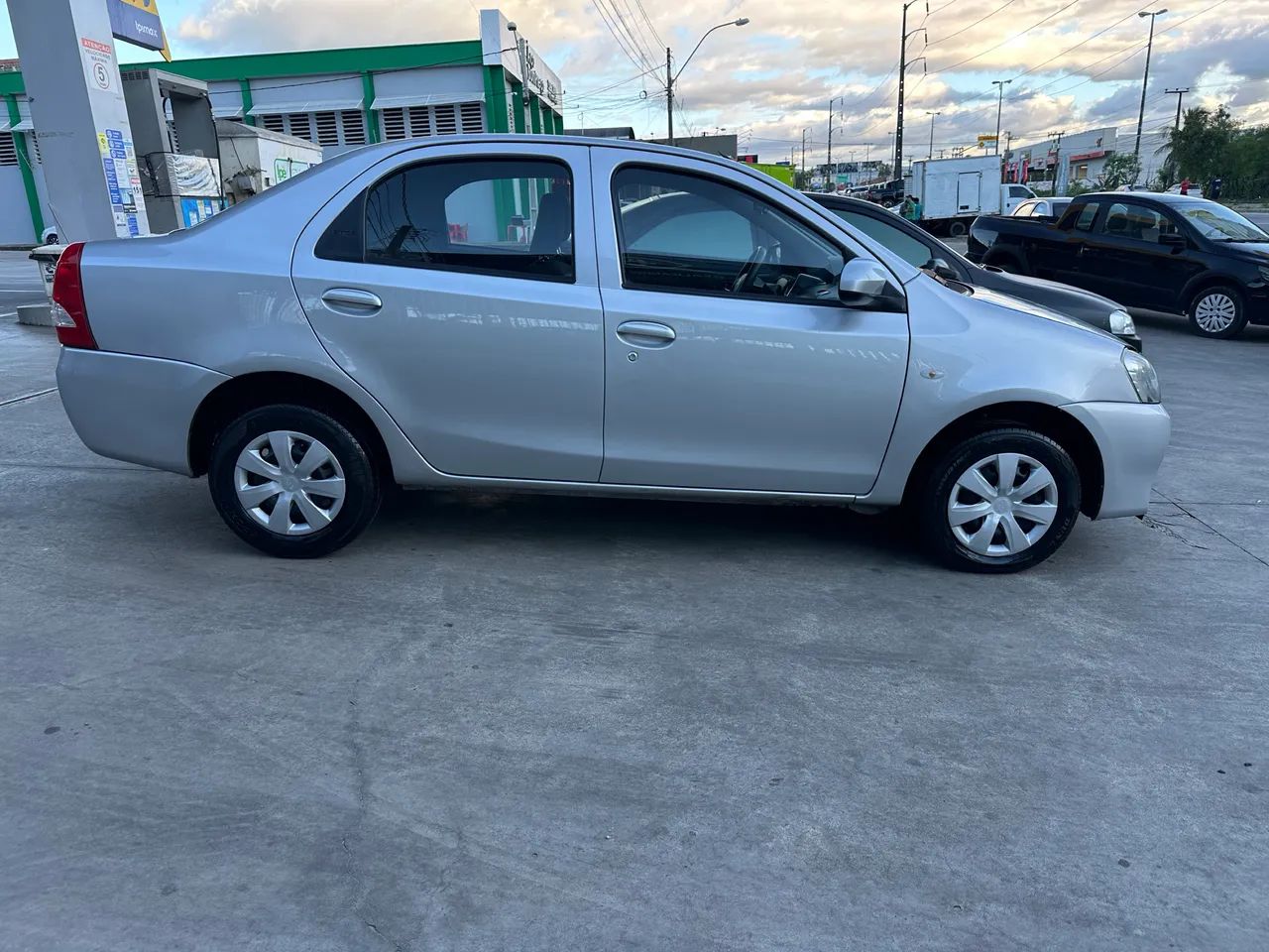 Toyota Etios 2015