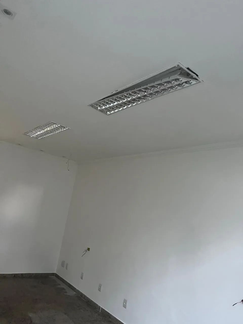 Comercial sala próx shop Vitória reformada  - Foto 3