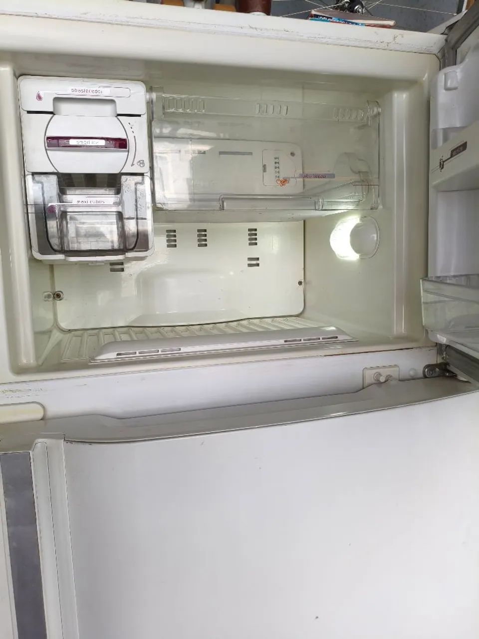 GELADEIRA GRANDE - Foto 2