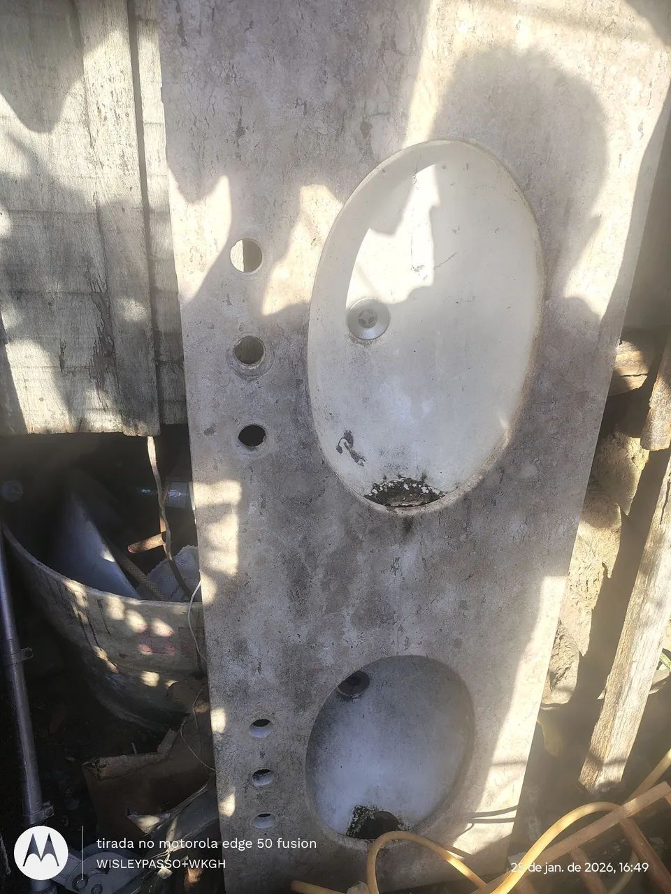 Pia de mármore com 2 Cubas de porcelana 