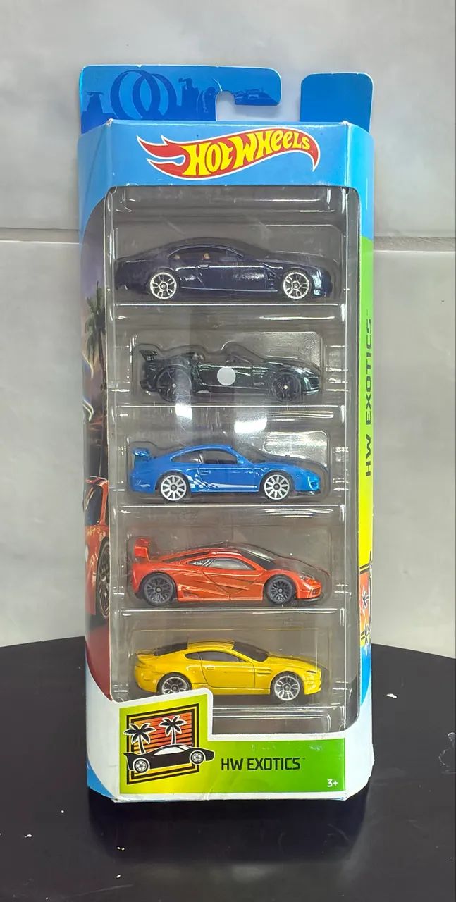 Hot wheels pack 5 carros - Hobbies e coleções - Jardim Itamarati